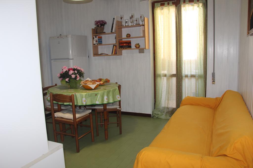 Gottardo Bed & Breakfast Monserrato Dış mekan fotoğraf