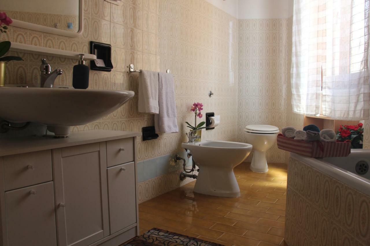 Gottardo Bed & Breakfast Monserrato Dış mekan fotoğraf