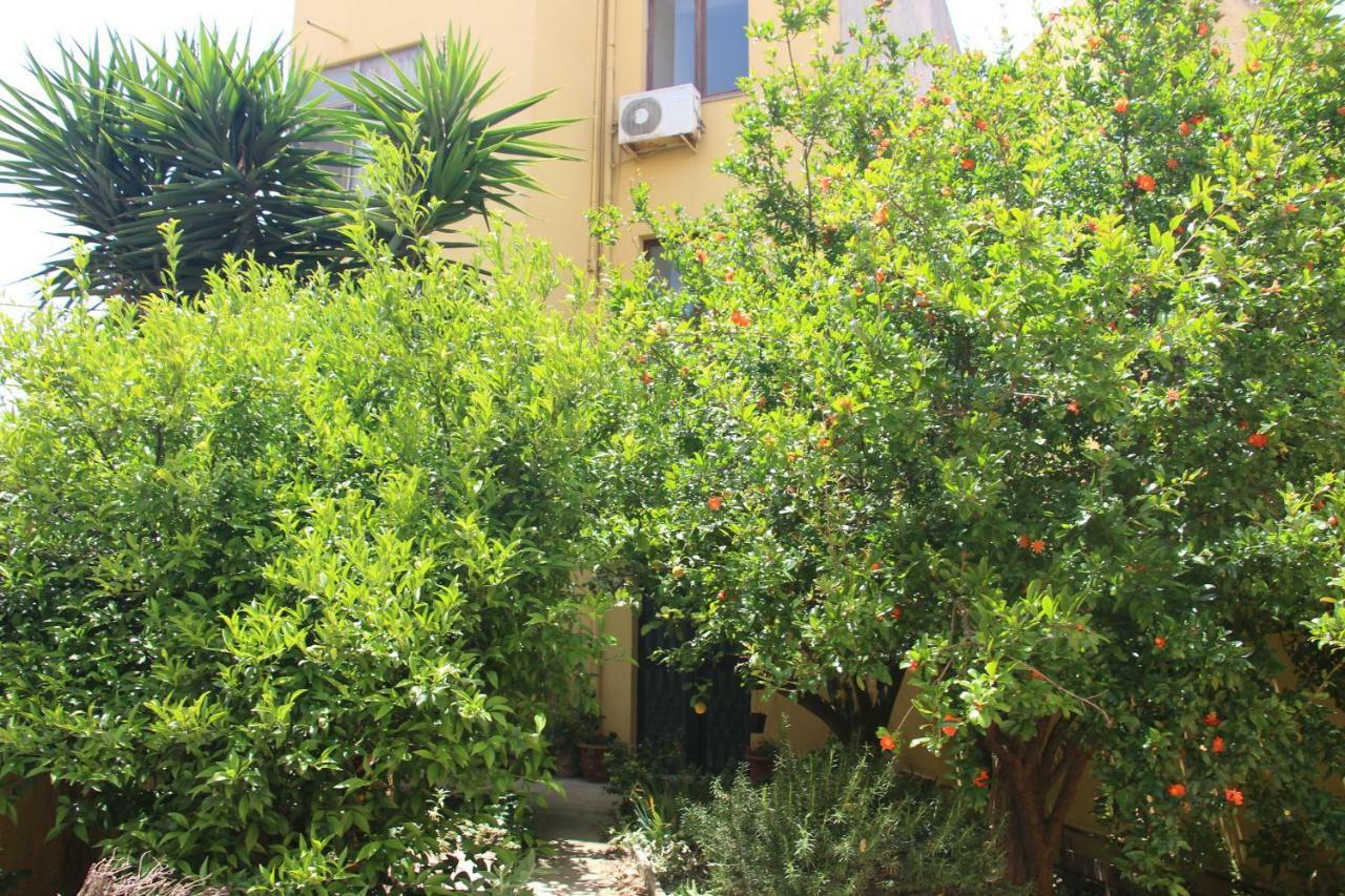 Gottardo Bed & Breakfast Monserrato Dış mekan fotoğraf